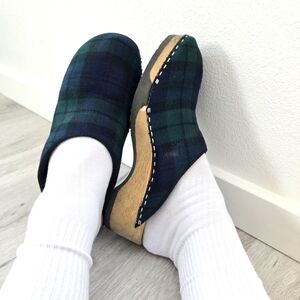 Vintage | Bohemian navy green plaid CottageCore platform clogs shoes | WMS 5.5